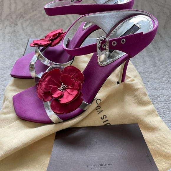 Stunning Louis Vuitton beauties!  ❤️ Size US 5.5 - Picture 4 of 6